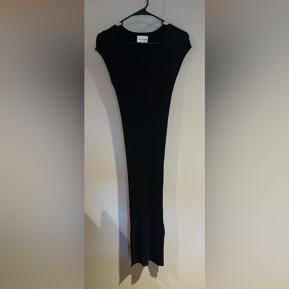 Elegant Black Knit Dress